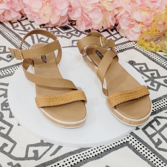 SEYCHELLES Sportie Tan Ankle Strap Sandal Size: 7.5M - Picture 7 of 10